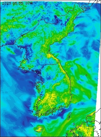 2025-05-05 07 : 00