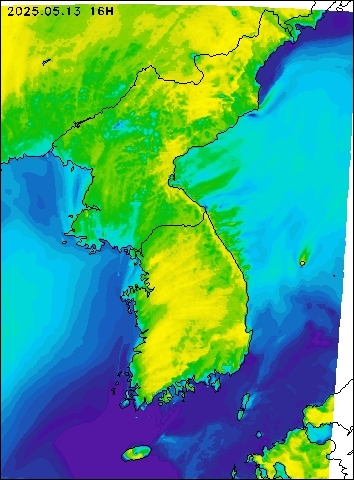 2025-05-13 16 : 00