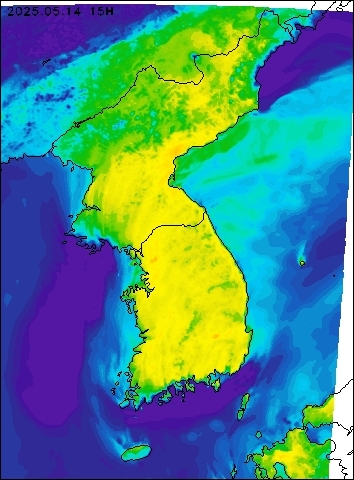 2025-05-14 15 : 00