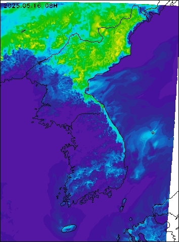 2025-05-16 08 : 00