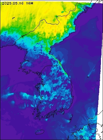 2025-05-16 16 : 00