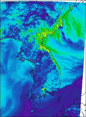2025-05-18 05 : 00
