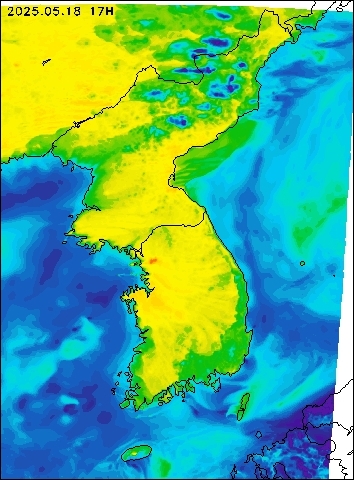 2025-05-18 17 : 00