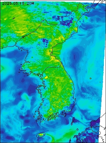 2025-05-18 20 : 00