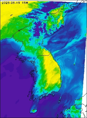 2025-05-19 15 : 00