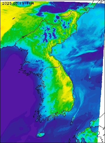 2025-05-19 16 : 00