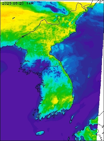 2025-05-20 14 : 00