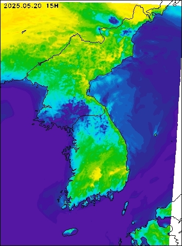 2025-05-20 15 : 00