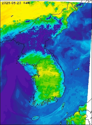 2025-05-23 14 : 00