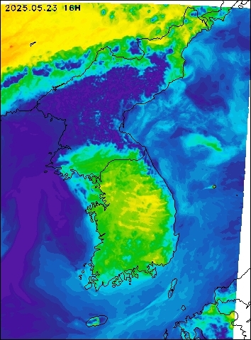 2025-05-23 16 : 00