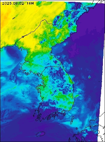 2025-06-02 16 : 00