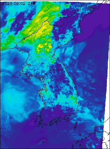 2025-06-02 21 : 00