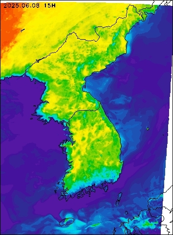 2025-06-08 15 : 00