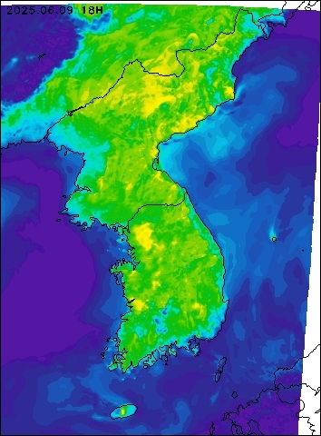 2025-06-09 18 : 00
