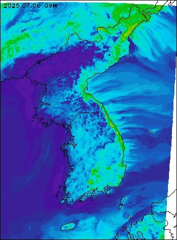 2025-07-06 09 : 00