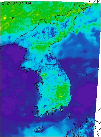 2025-07-07 19 : 00