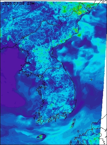 2025-07-08 23 : 00