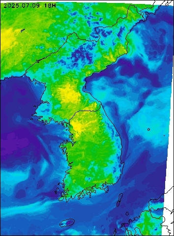 2025-07-09 18 : 00