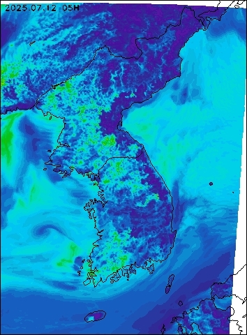 2025-07-12 05 : 00