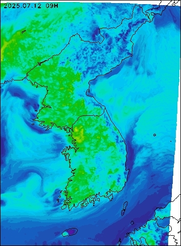 2025-07-12 09 : 00
