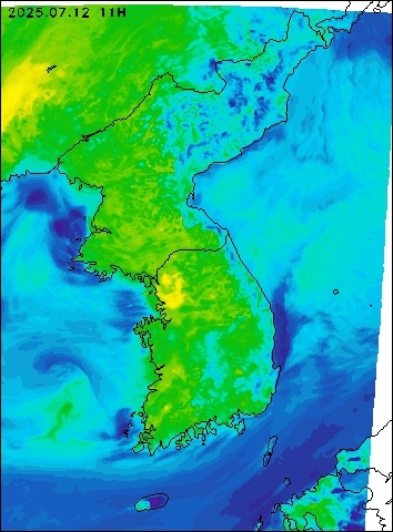 2025-07-12 11 : 00