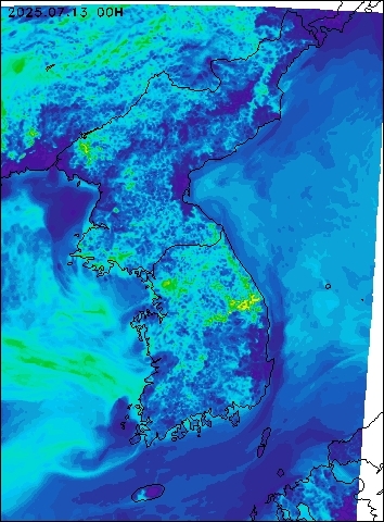 2025-07-13 00 : 00