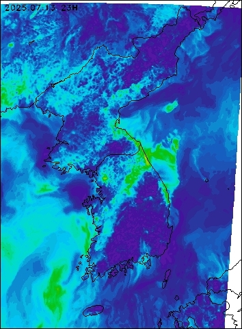 2025-07-13 23 : 00