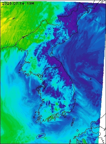 2025-07-14 19 : 00