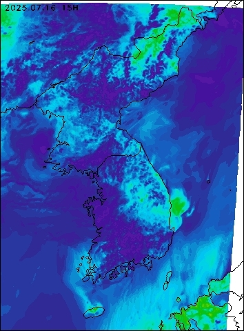 2025-07-16 15 : 00