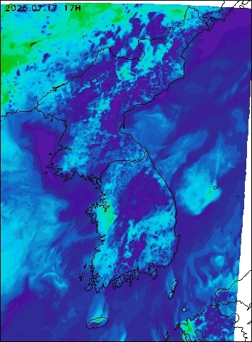 2025-07-17 17 : 00