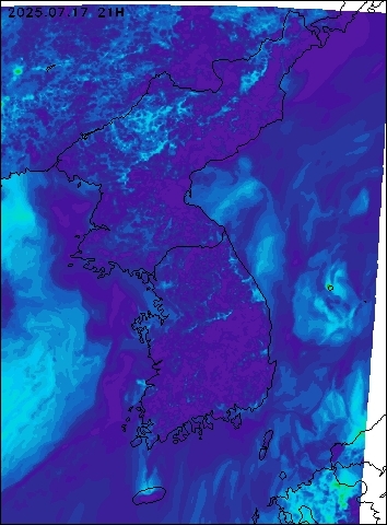 2025-07-17 21 : 00
