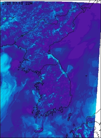2025-07-18 22 : 00