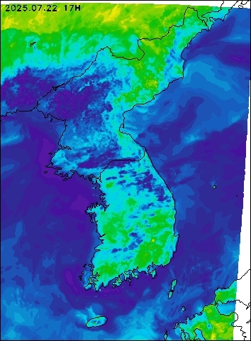 2025-07-22 17 : 00