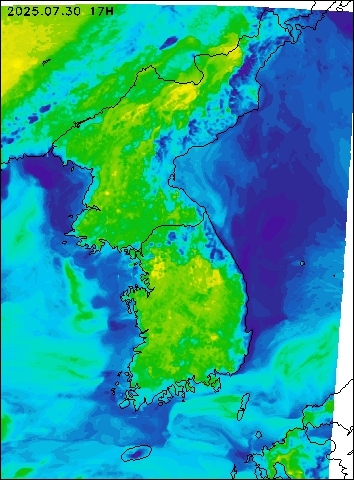 2025-07-30 17 : 00
