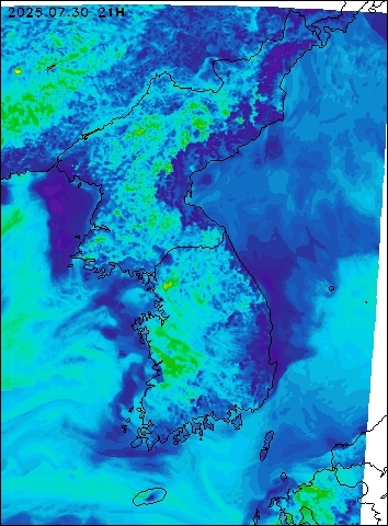 2025-07-30 21 : 00