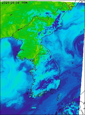 2025-08-04 16 : 00