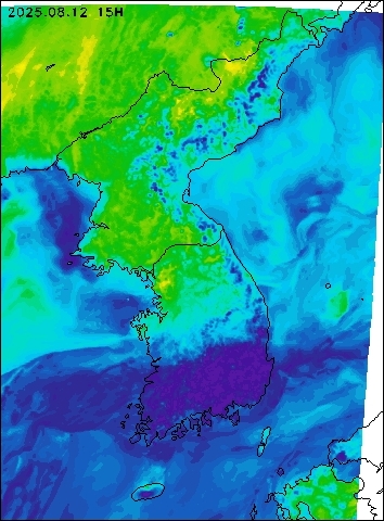 2025-08-12 15 : 00