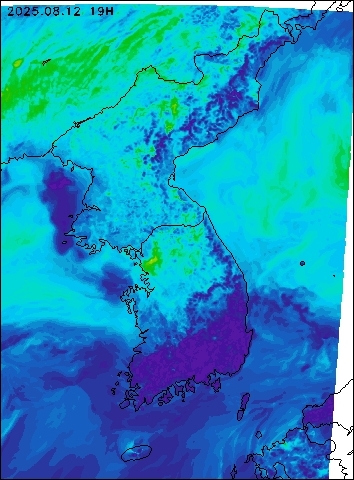 2025-08-12 19 : 00