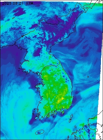 2025-08-21 17 : 00