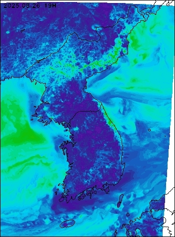 2025-08-26 19 : 00