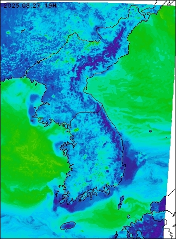 2025-08-27 19 : 00