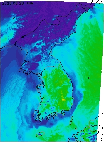2025-08-28 16 : 00