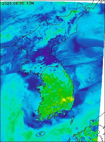 2025-08-30 13 : 00