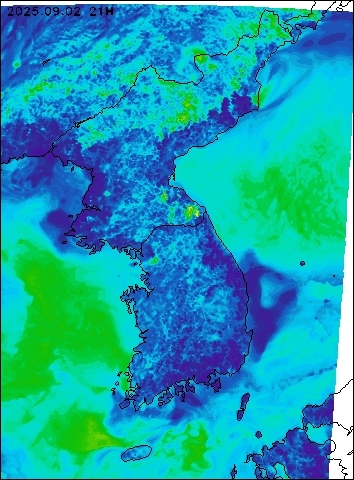 2025-09-02 21 : 00