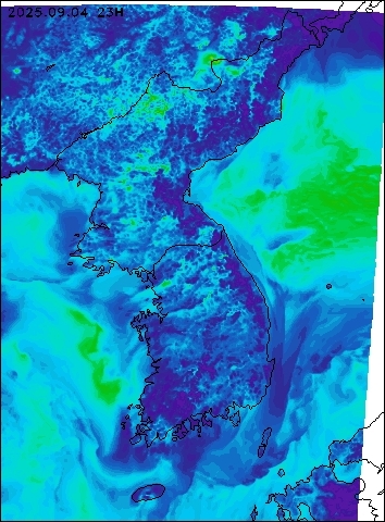 2025-09-04 23 : 00