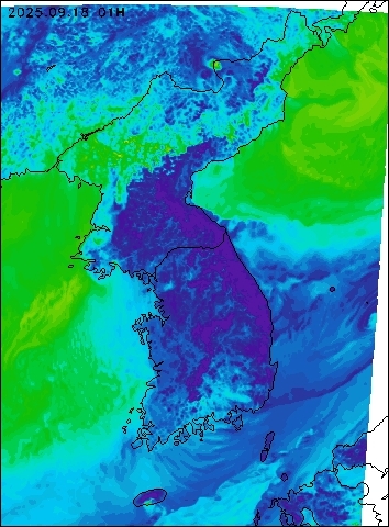2025-09-18 01 : 00