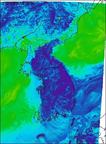 2025-09-18 03 : 00
