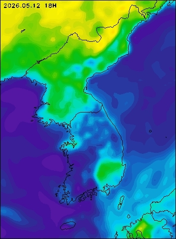 2026-05-12 18 : 00