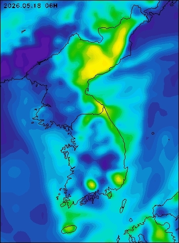 2026-05-18 06 : 00