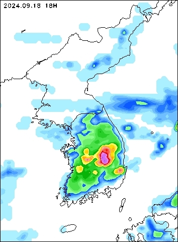 2024-09-18 18 : 00